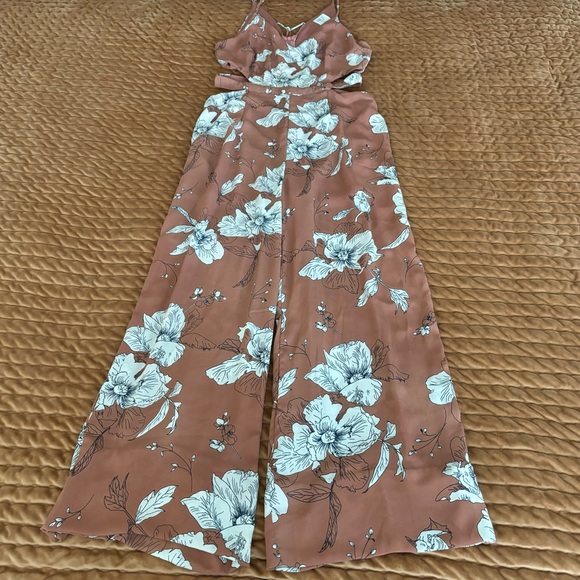 Dusty Rose Floral Pantsuit Romper - Picture 2 of 10